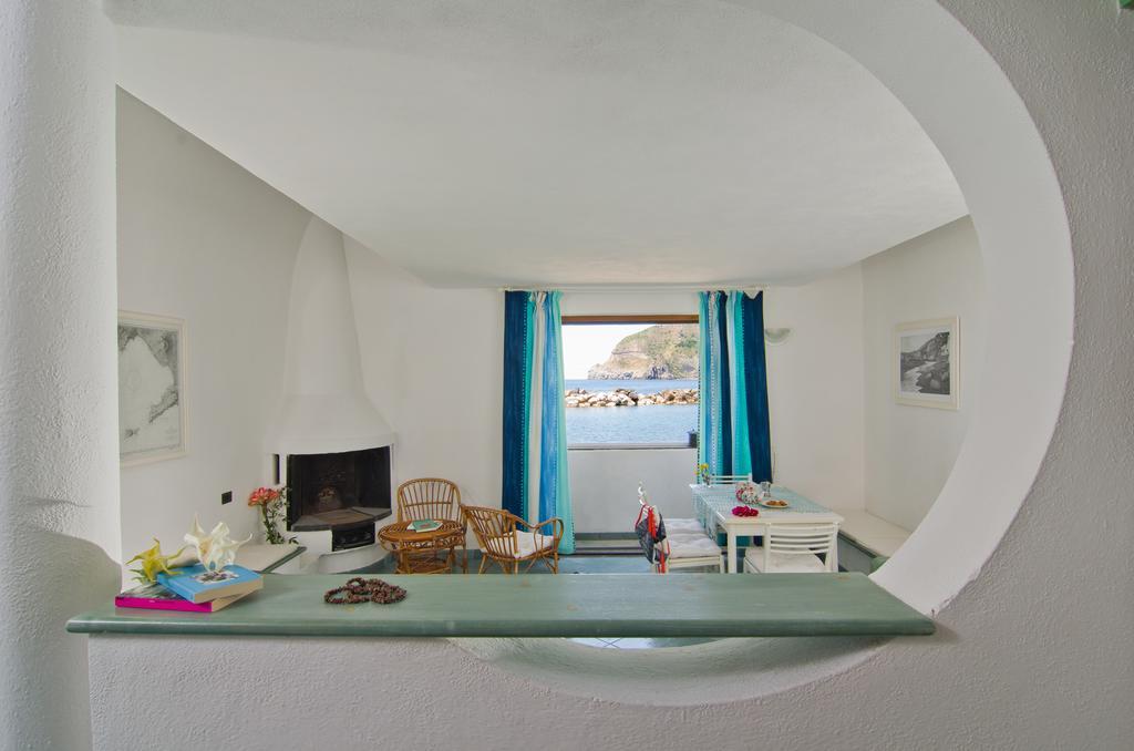 Appartamenti Le Pleiadi - Sant'Angelo D'Ischia Zimmer foto