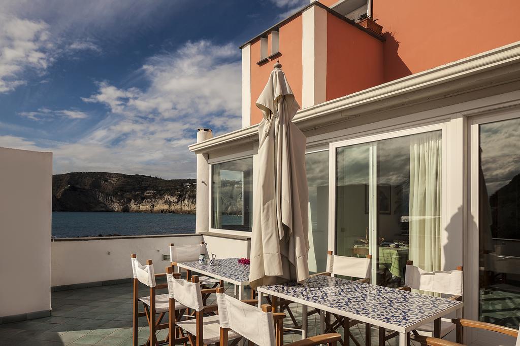 Appartamenti Le Pleiadi - Sant'Angelo D'Ischia Zimmer foto