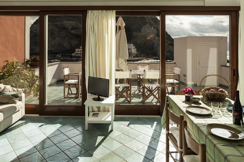 Appartamenti Le Pleiadi - Sant'Angelo D'Ischia Zimmer foto