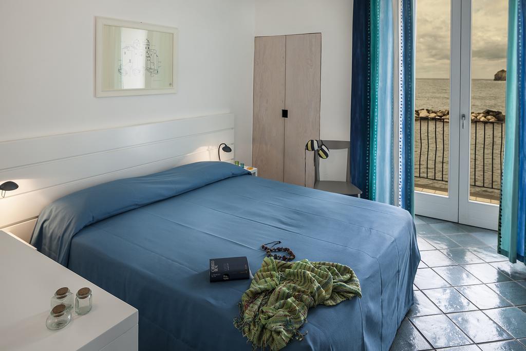 Appartamenti Le Pleiadi - Sant'Angelo D'Ischia Zimmer foto